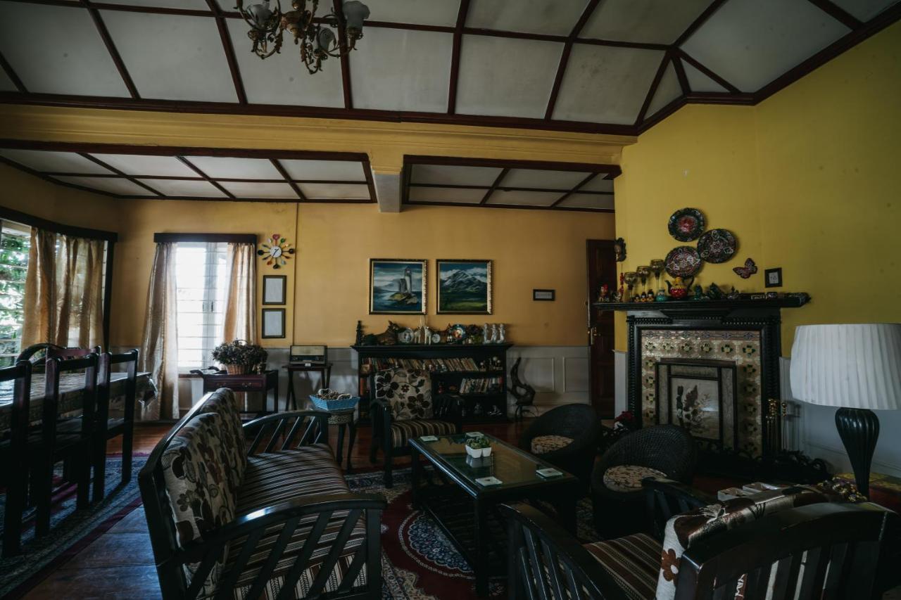 Rock Cliff Home Stay 西隆 外观 照片