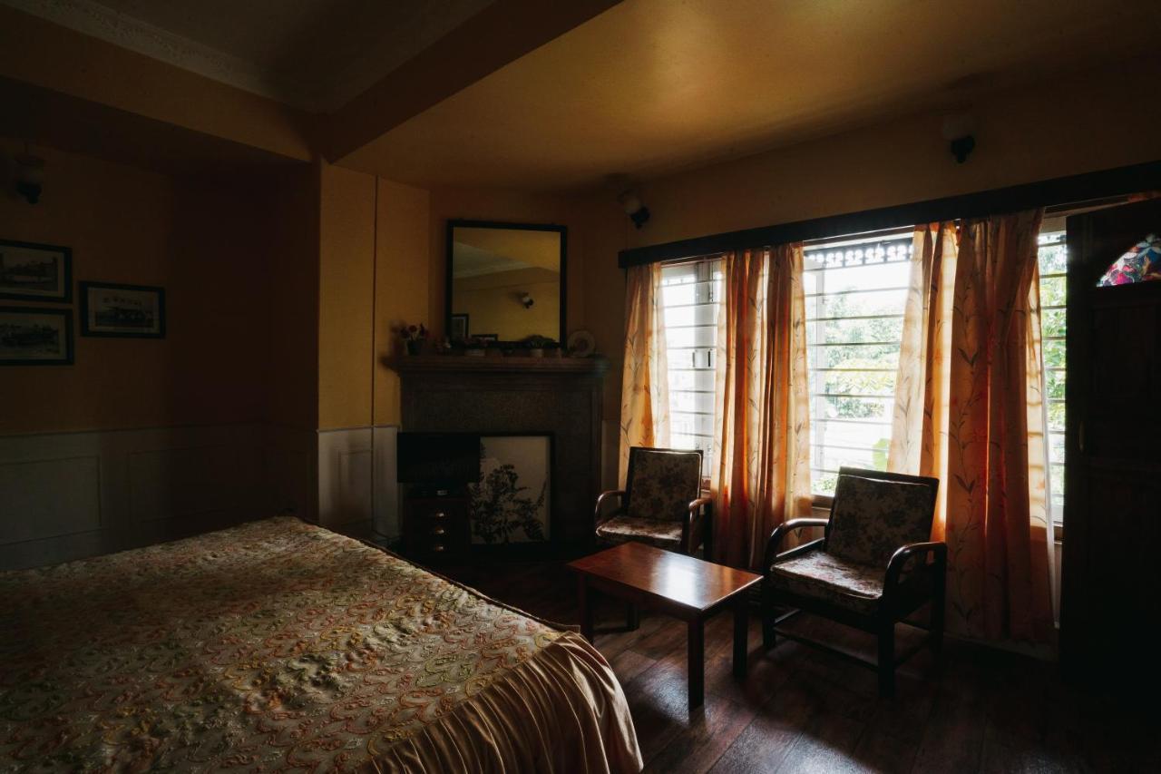Rock Cliff Home Stay 西隆 外观 照片