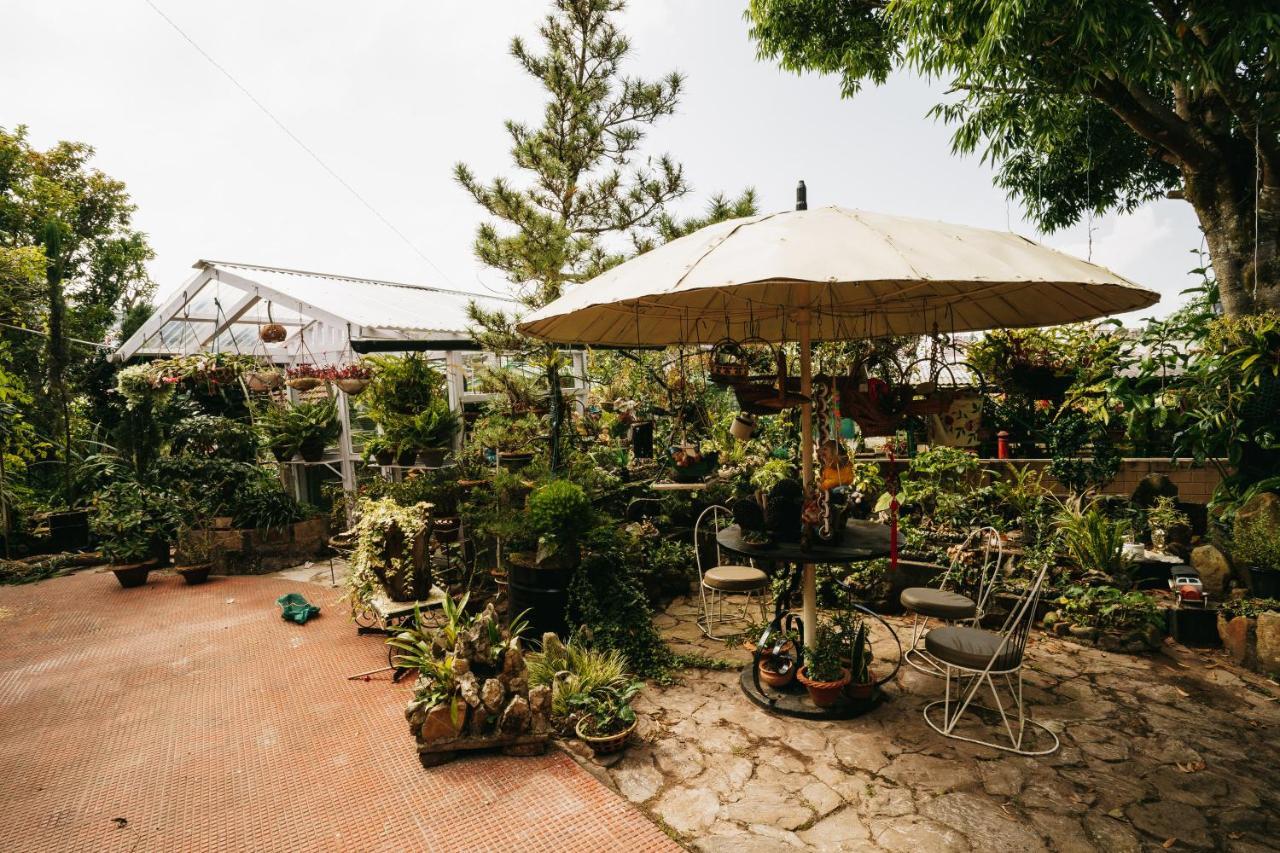 Rock Cliff Home Stay 西隆 外观 照片